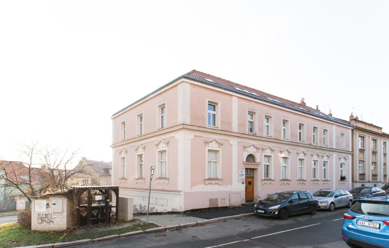 Jane'S Charming Apartment Prague Extérieur photo